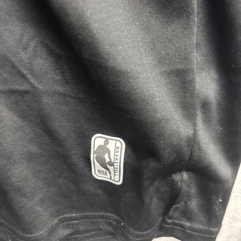 NWT Men NBA 1/4 Zip Pullover Sweatshirt Size  Large Black/ Gray - Picture 2 of 9